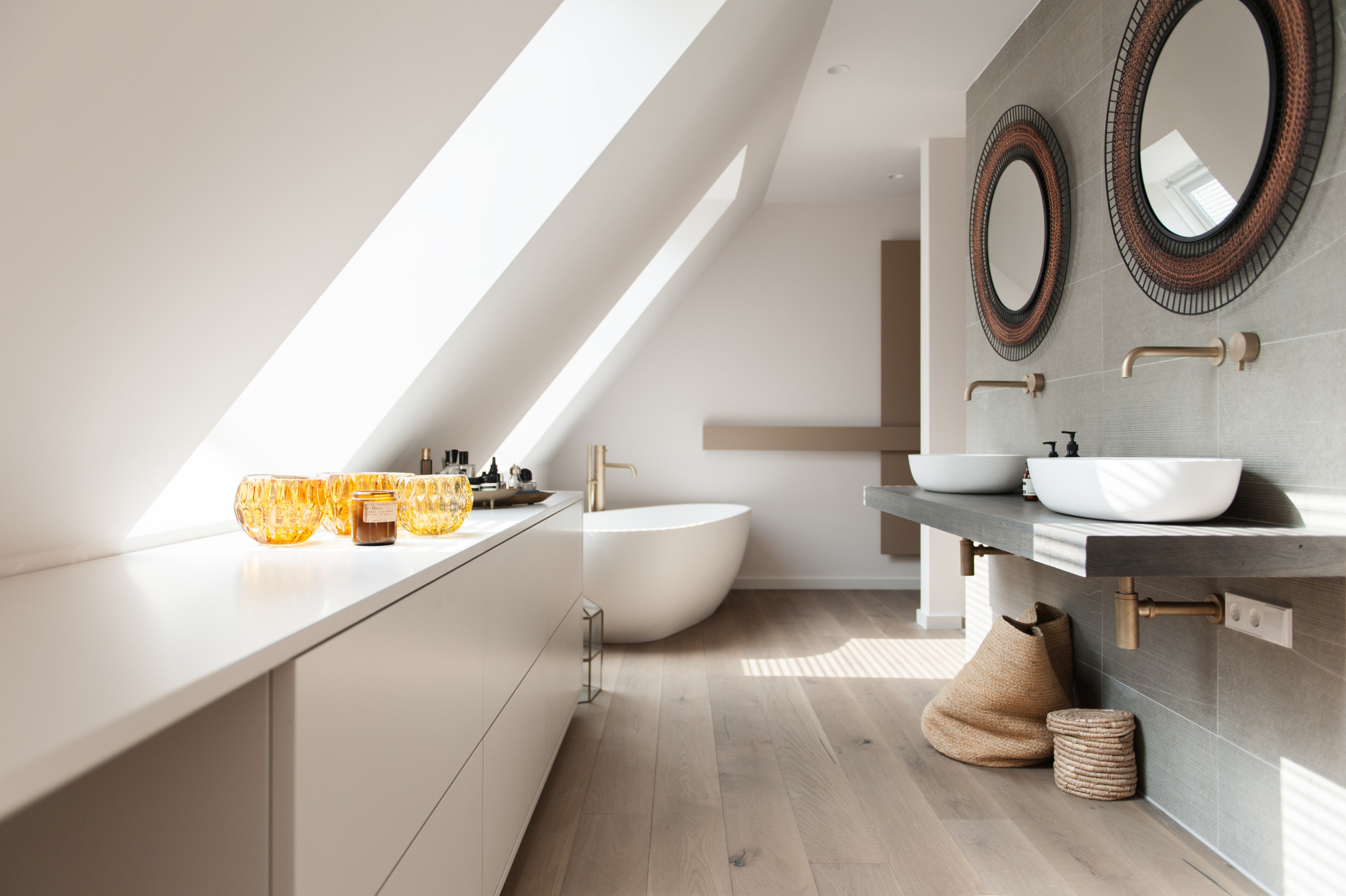 75 Beige Moderne Badezimmer Ideen &amp; Bilder - Juli 2024 | Houzz De for Badezimmer Sandfarben