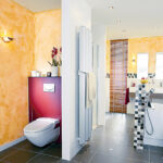 Modernes Badezimmer Wc, Trennwand – Bild Kaufen – 10156790 Regarding Trennwand Badezimmer